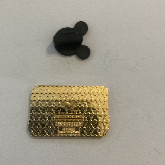 Jasmine mixtape, Disney pin. Limited addition. - Picture 2 of 2